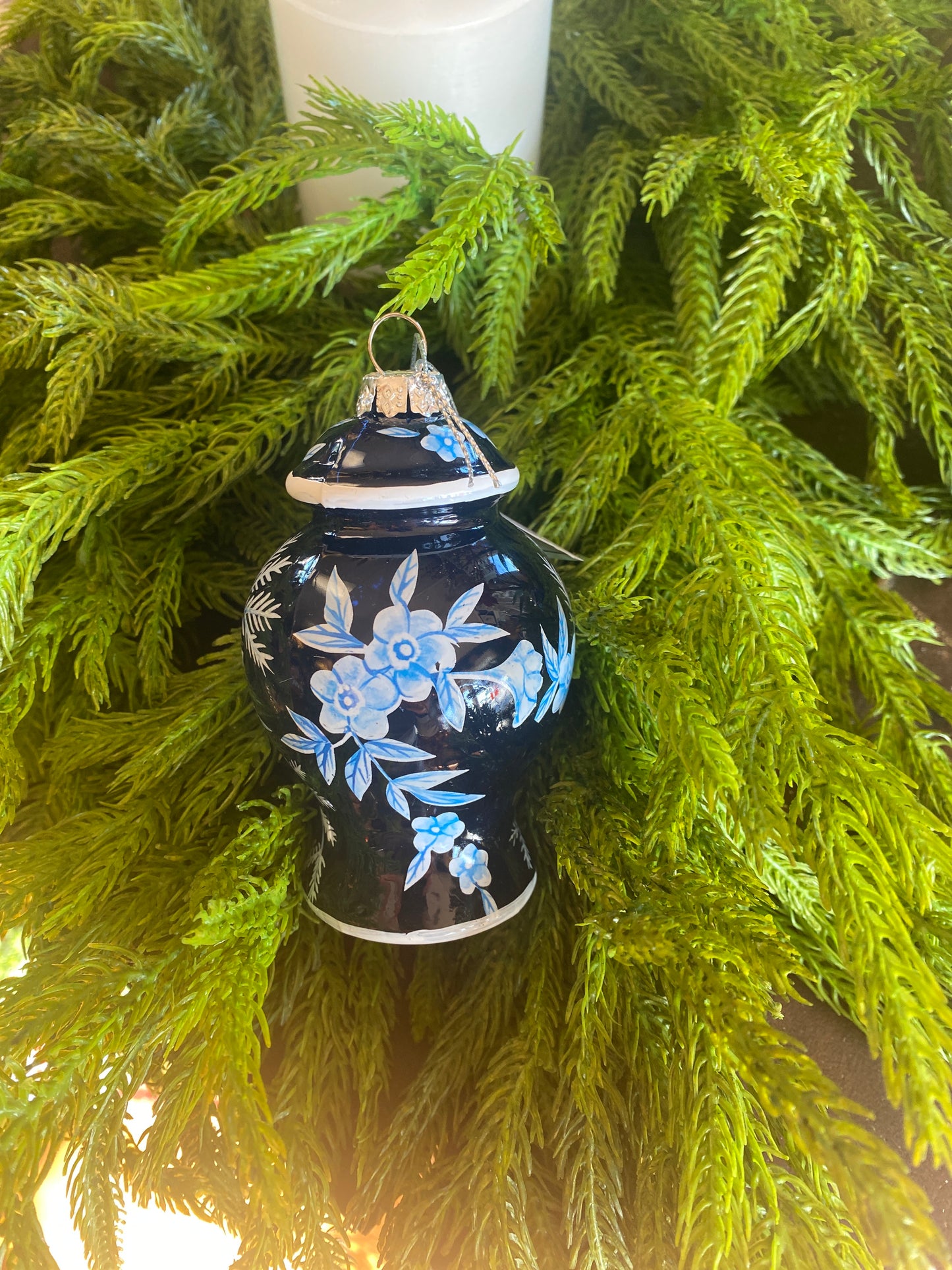 4.5" Floral Urn Ornaments 2 Styles