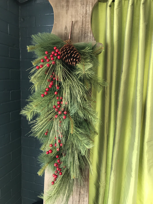 39" Mixed Pine/Berry Teardrop