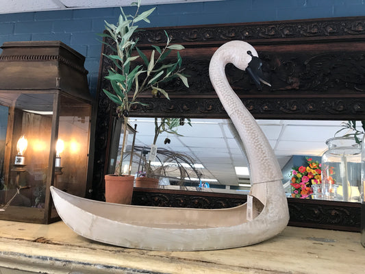Swan Container