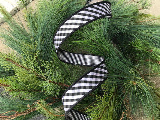 1.5"x 10yds Taffeta Diagonal Check Ribbon with Black and White check back