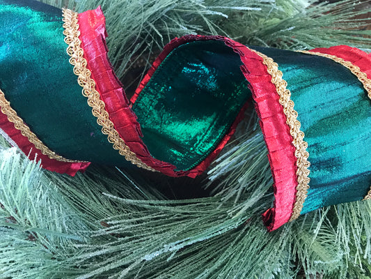 Metallic Pleated Overlay Deluxe Metallic Dupioni Backed Wired Edge Ribbon Green/Red 4”x5yds