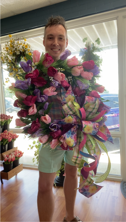 Mixed Tulip Wreath