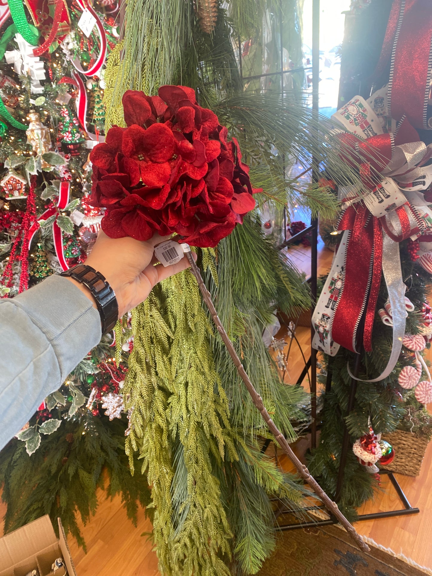 28" Glitter Hydrangea Stem