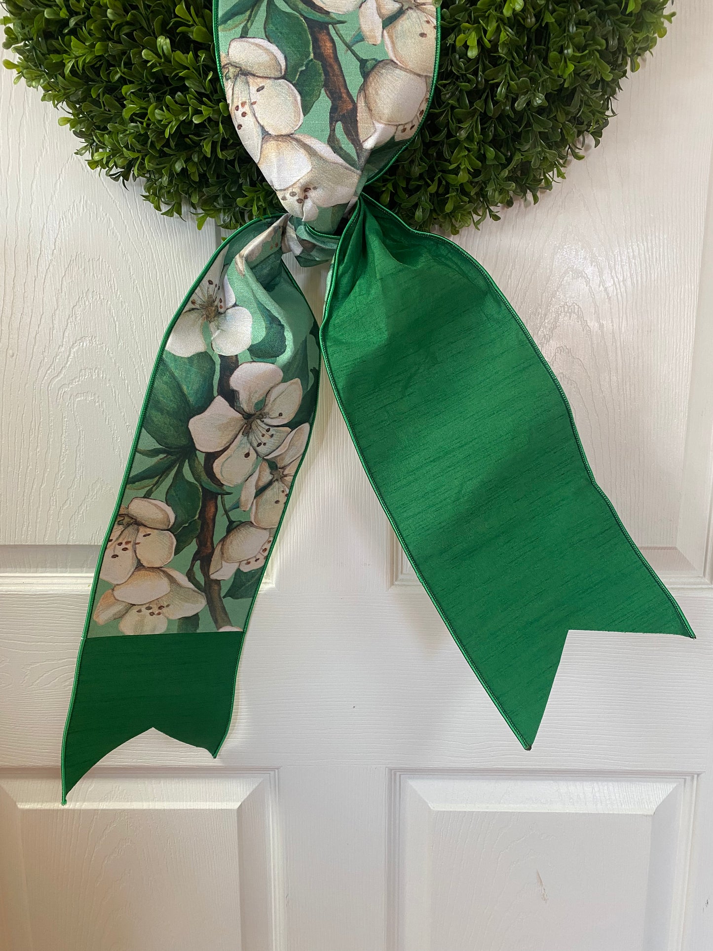 6”x 60” Dupion Banner/ Wreath Sash Dogwood w/ Celedon Back