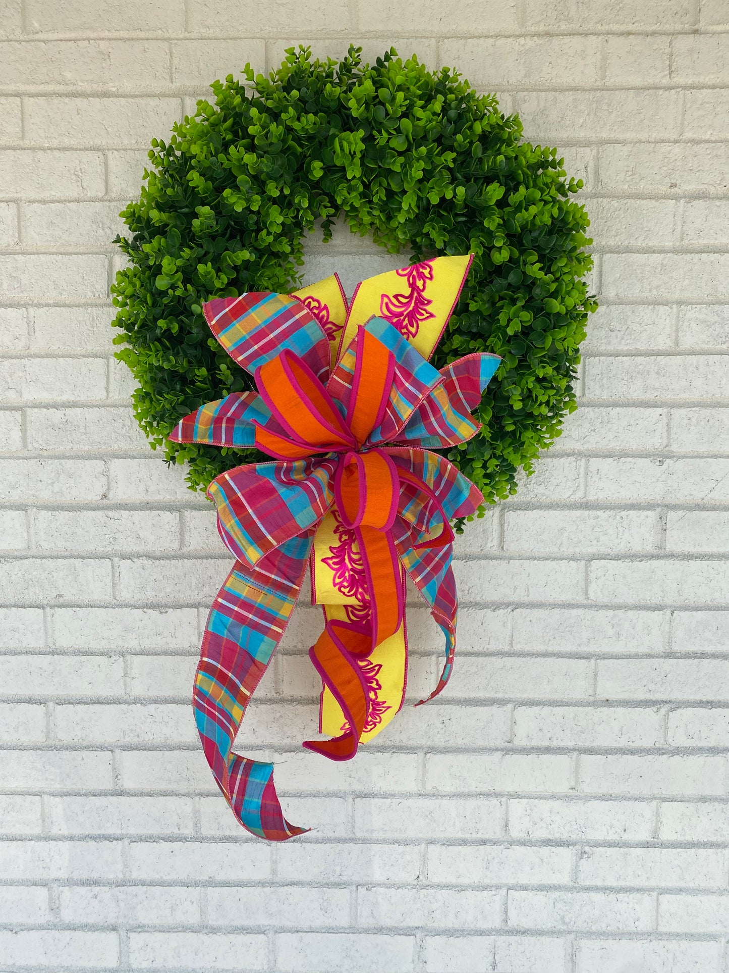 Eucalyptus Wreath With UV Protection 24" Green (Wreath Only)