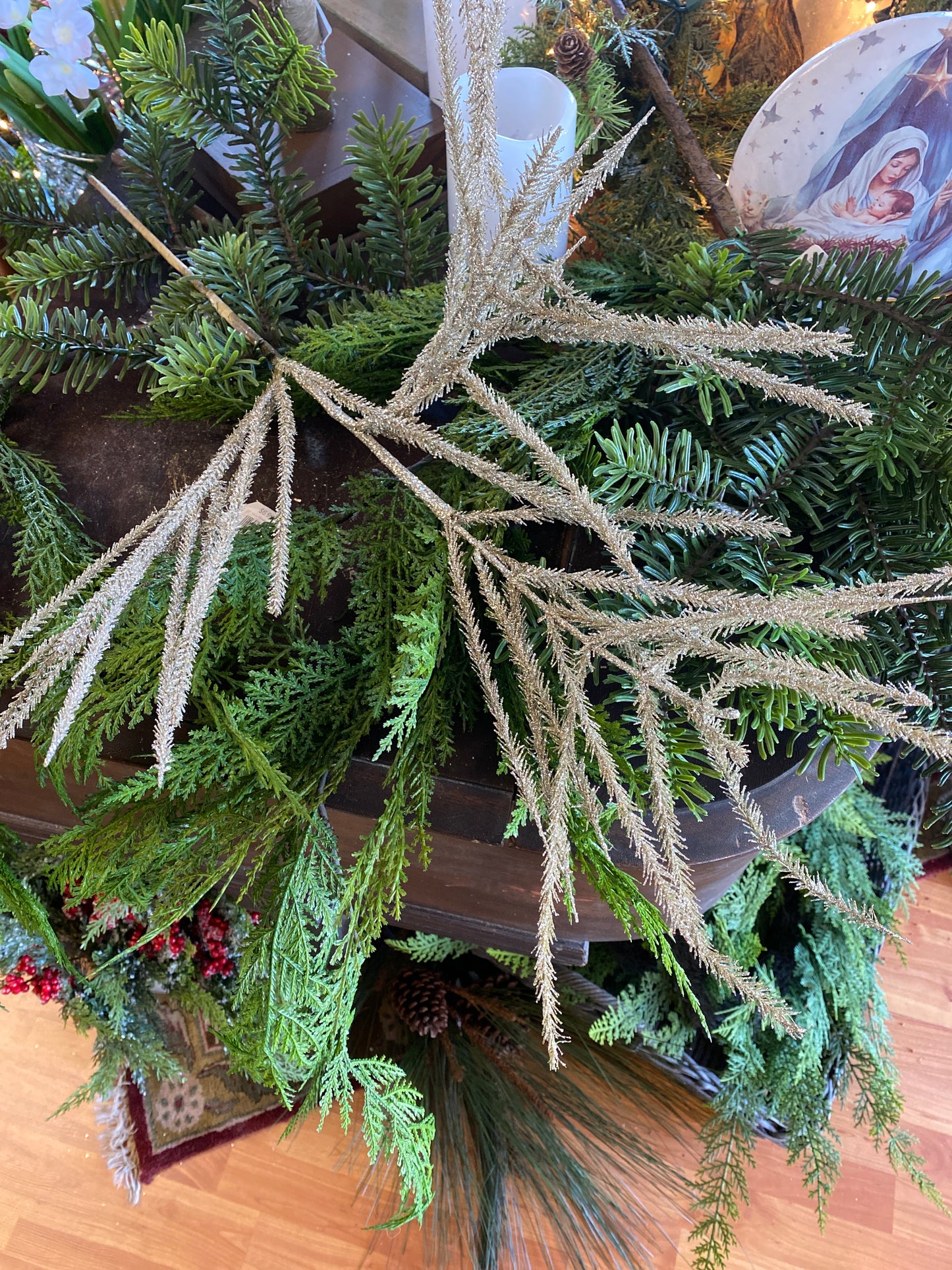 28” Mica Miniature Pine Spray