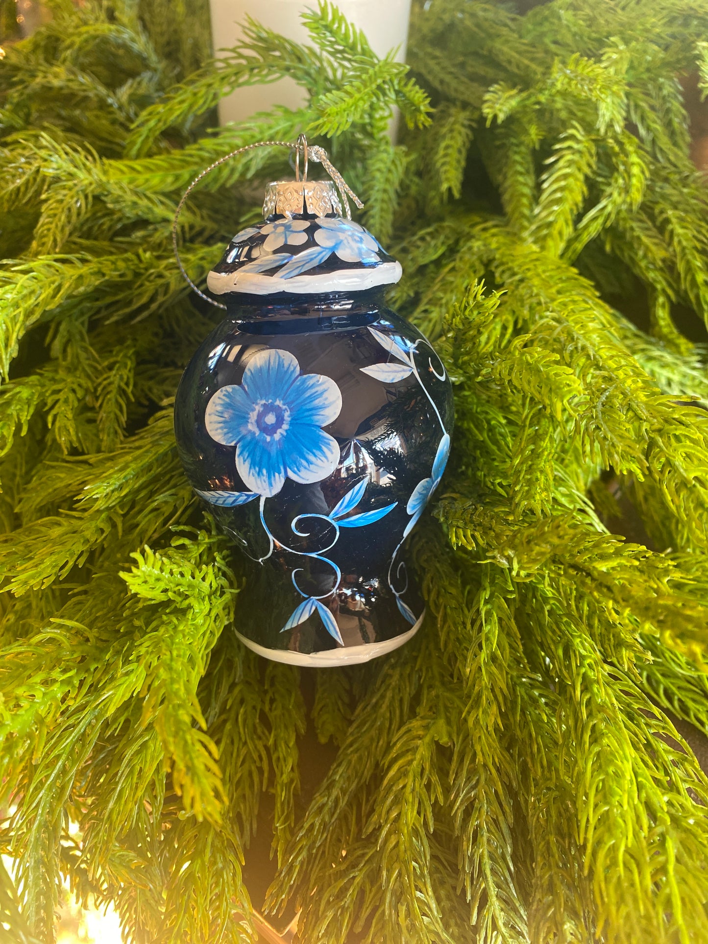 4.5" Floral Urn Ornaments 2 Styles